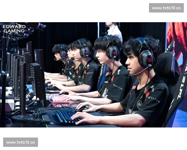 《2026年电竞赛事最新比分一览 聚焦各大赛事精彩战况》